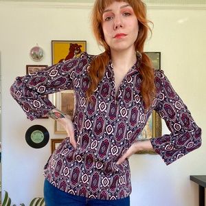 Vintage 70’s collared blouse with flared sleeves